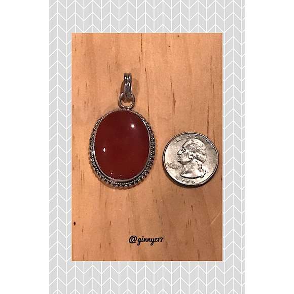 Vintage Jewelry - Vintage Carnelian Sterling Sliver Pendant Vintage Jewelry - Vintage Carnelian Sterling Sliver Pendant